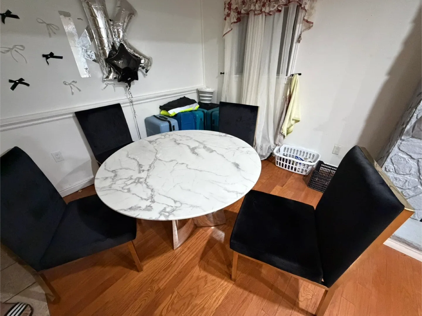 Dining Table with 4 Black Velvet Chairs