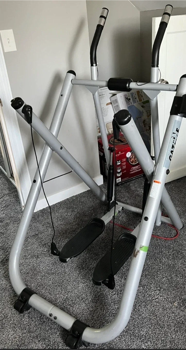 Gazelle Pacer Elliptical Fitness Glider