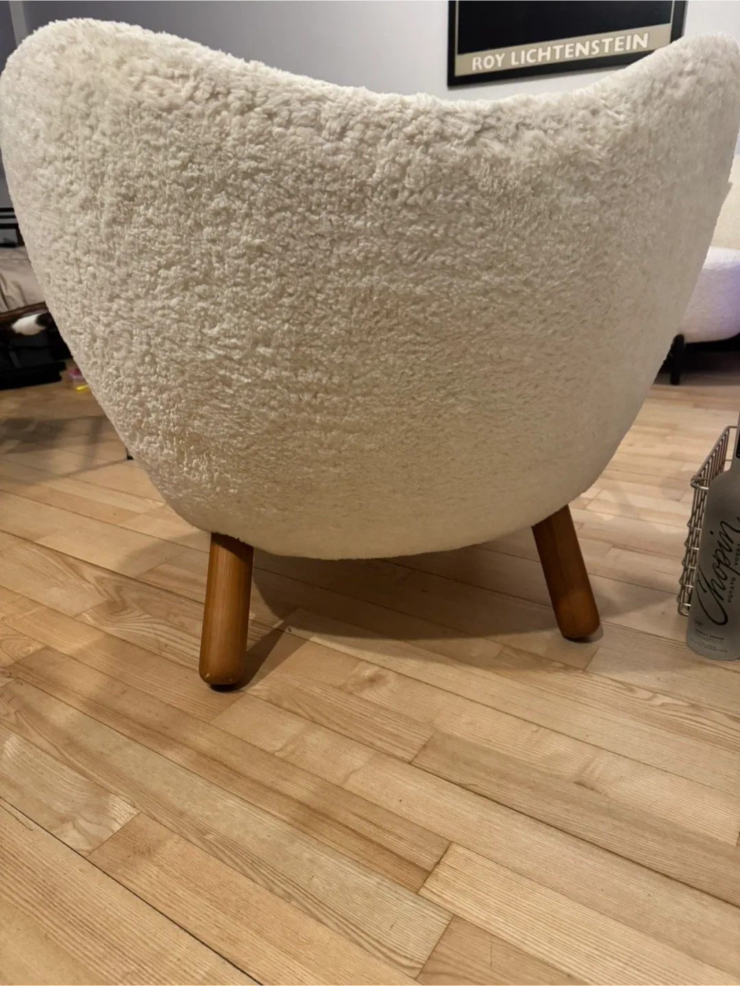 Off-White Sherpa Accent Chair image indicator(5)