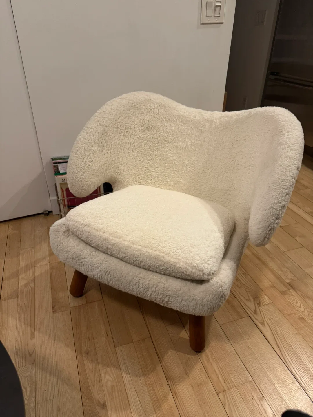 Off-White Sherpa Accent Chair image indicator(7)