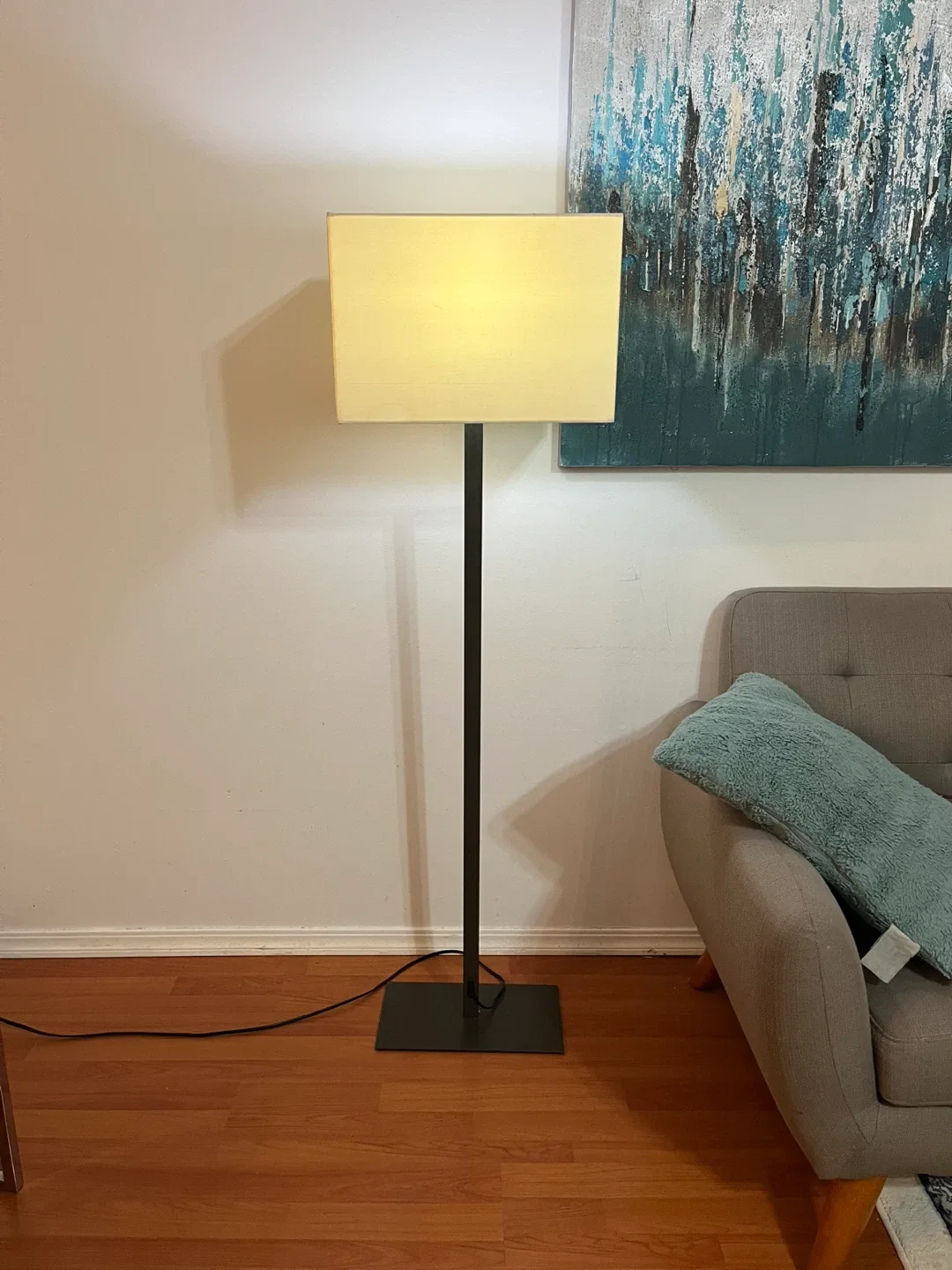 Modern Floor Lamp
