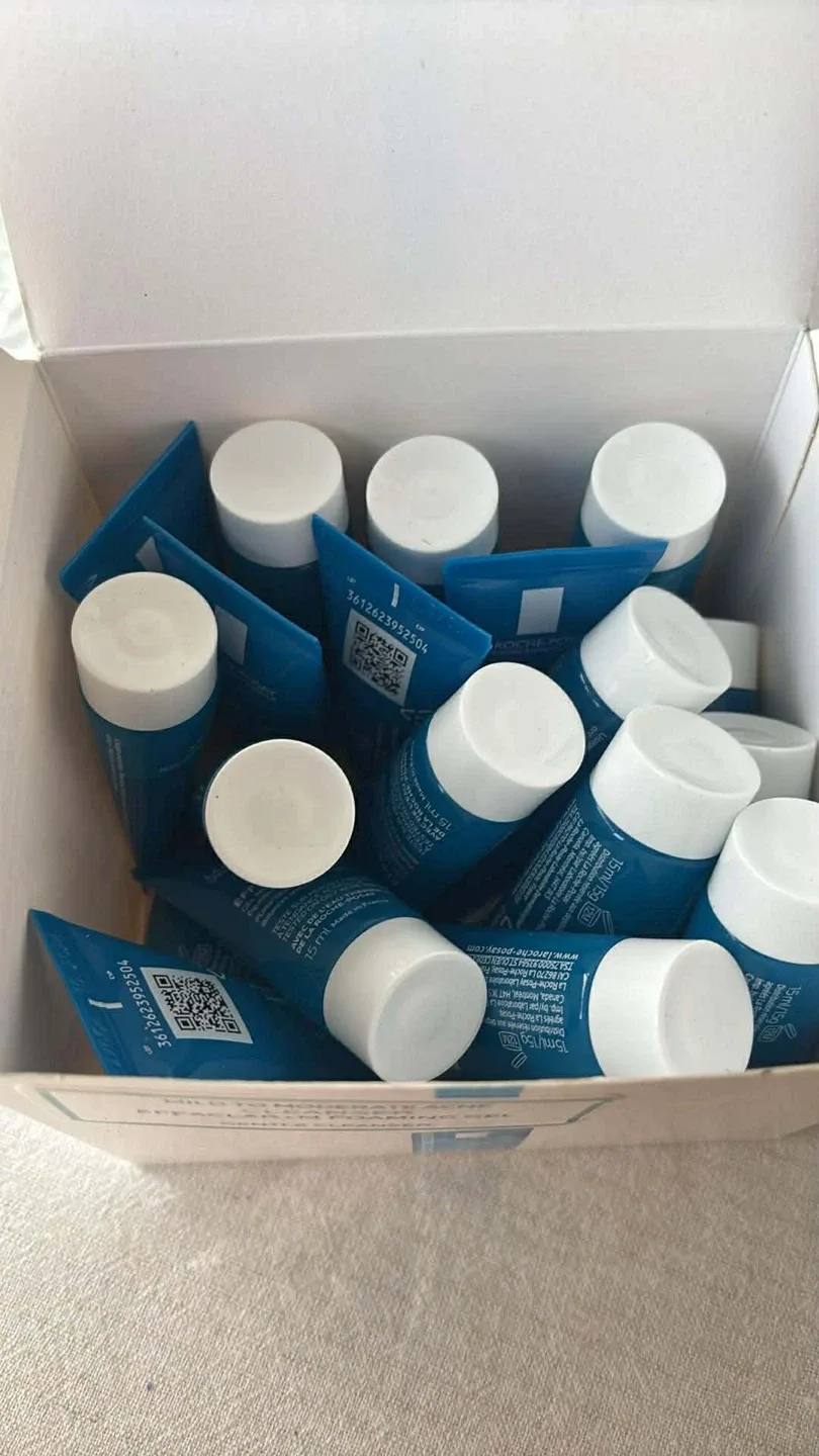 La Roche-Posay Effaclar Foaming Gel 15ml - New! image indicator(2)