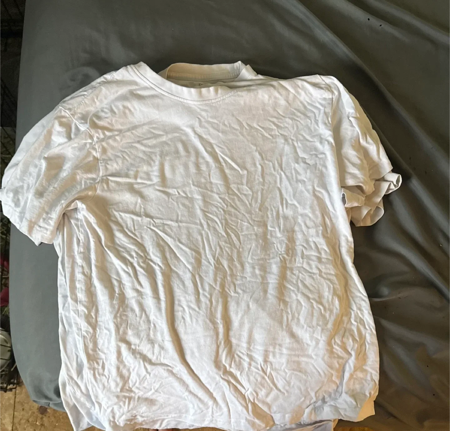 White T-shirt -Mens
