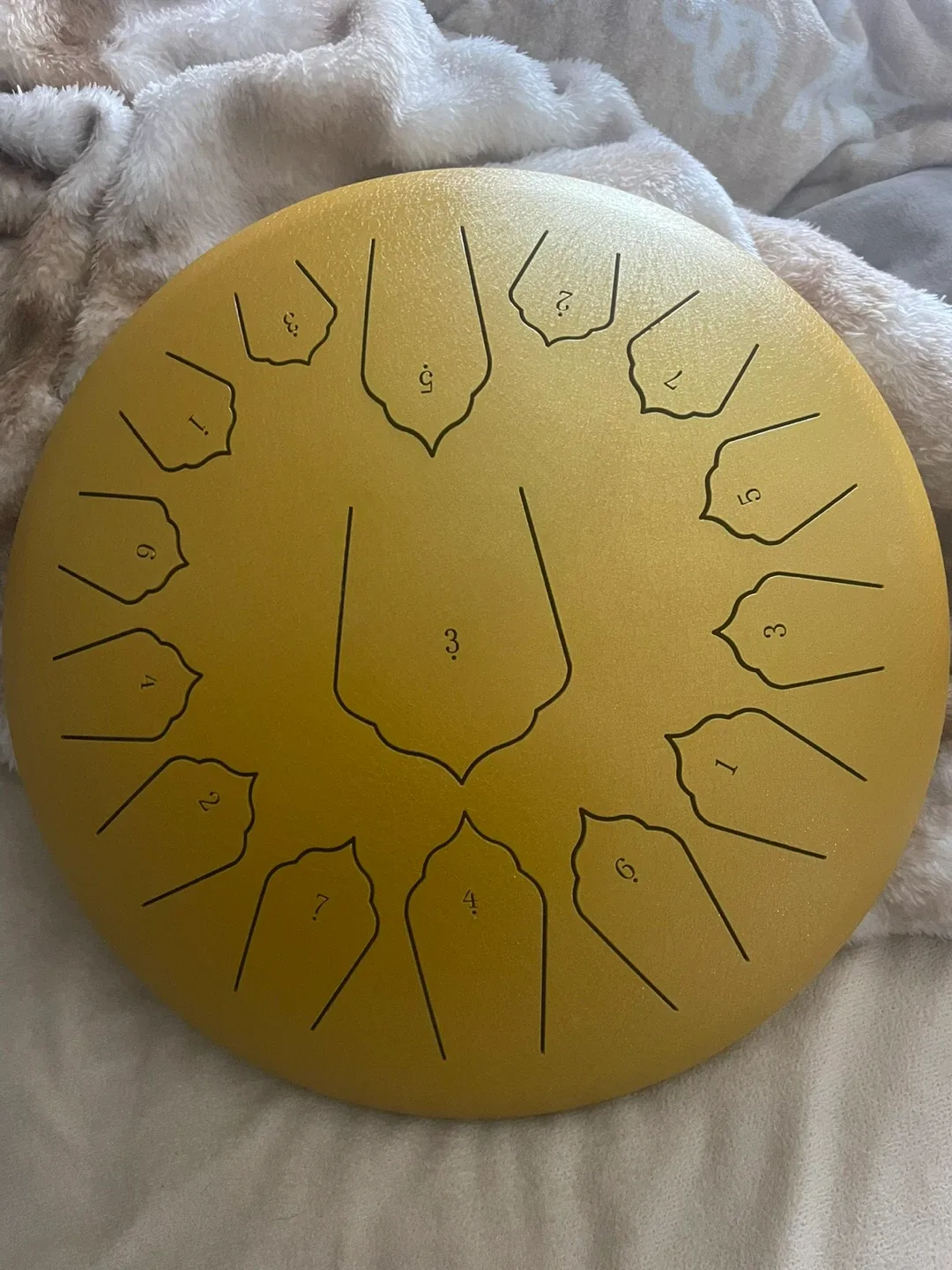 Gold Handpan Drum – 14 Notes, 14 Inches – Excellent Condition