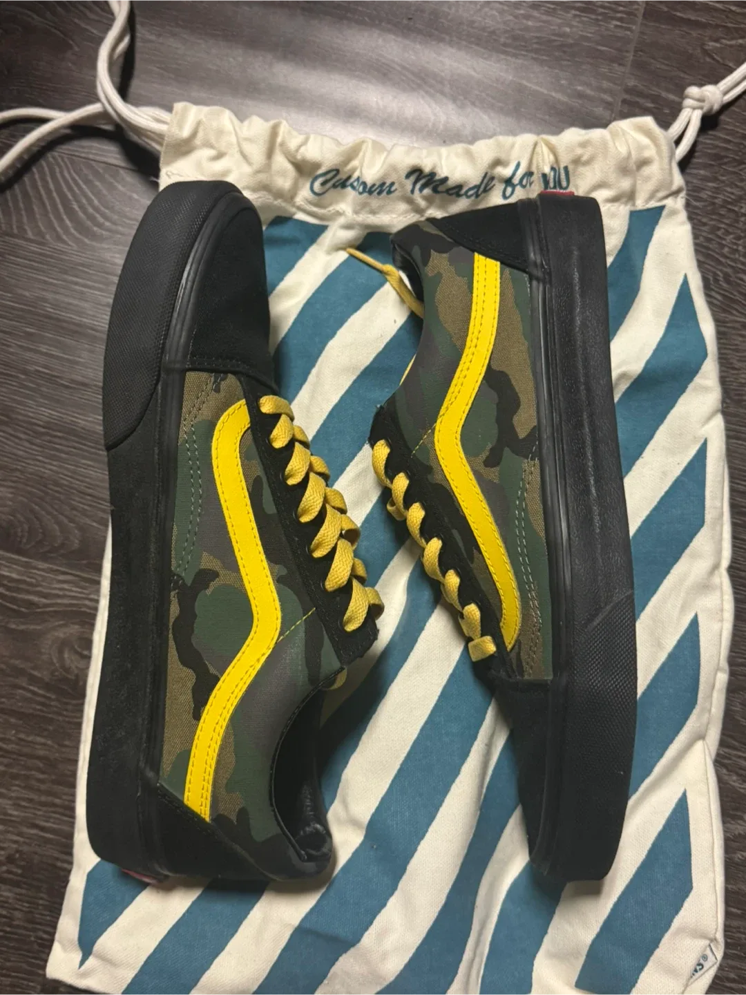 Vans Old Skool Camo/Yellow, Size 8.5 US
