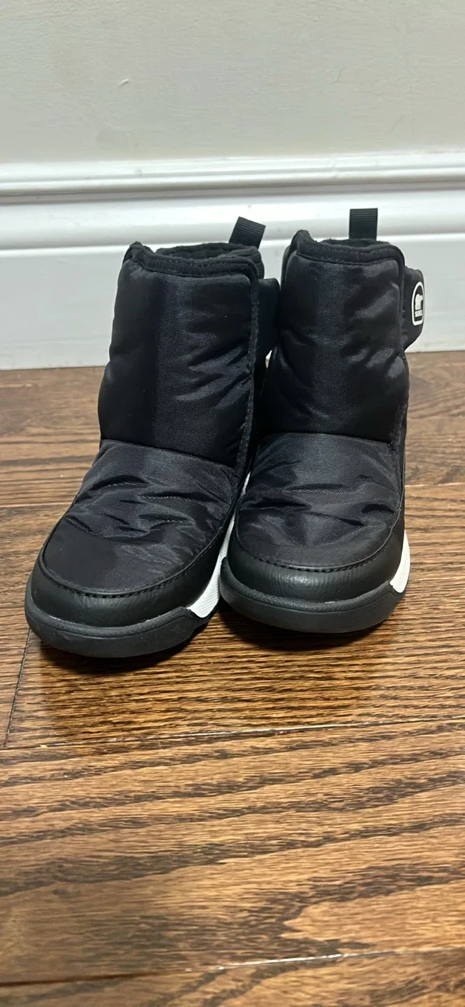 Sorel Boots - Black size 12