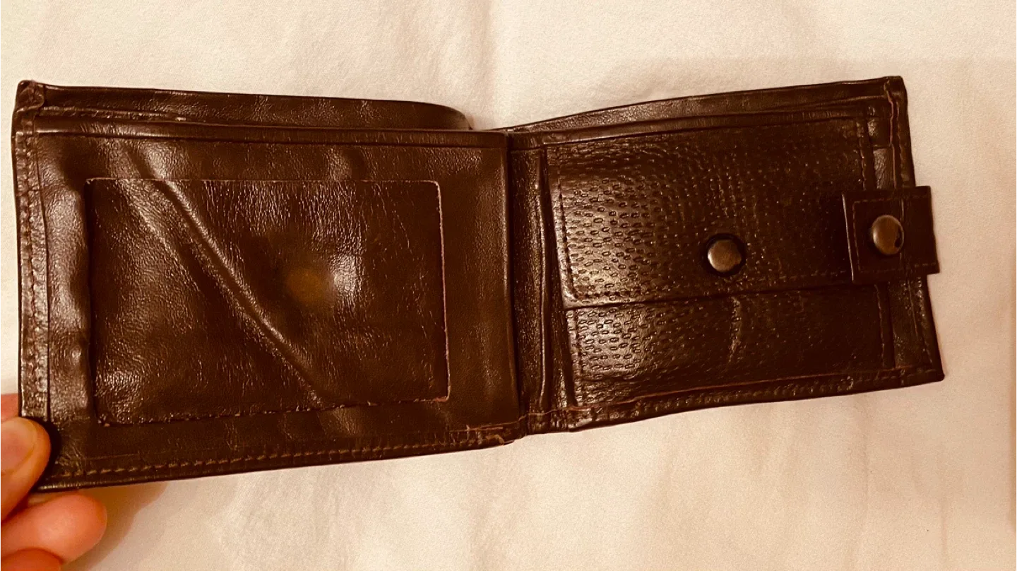 Vintage Brown Genuine Leather Wallet image indicator(2)