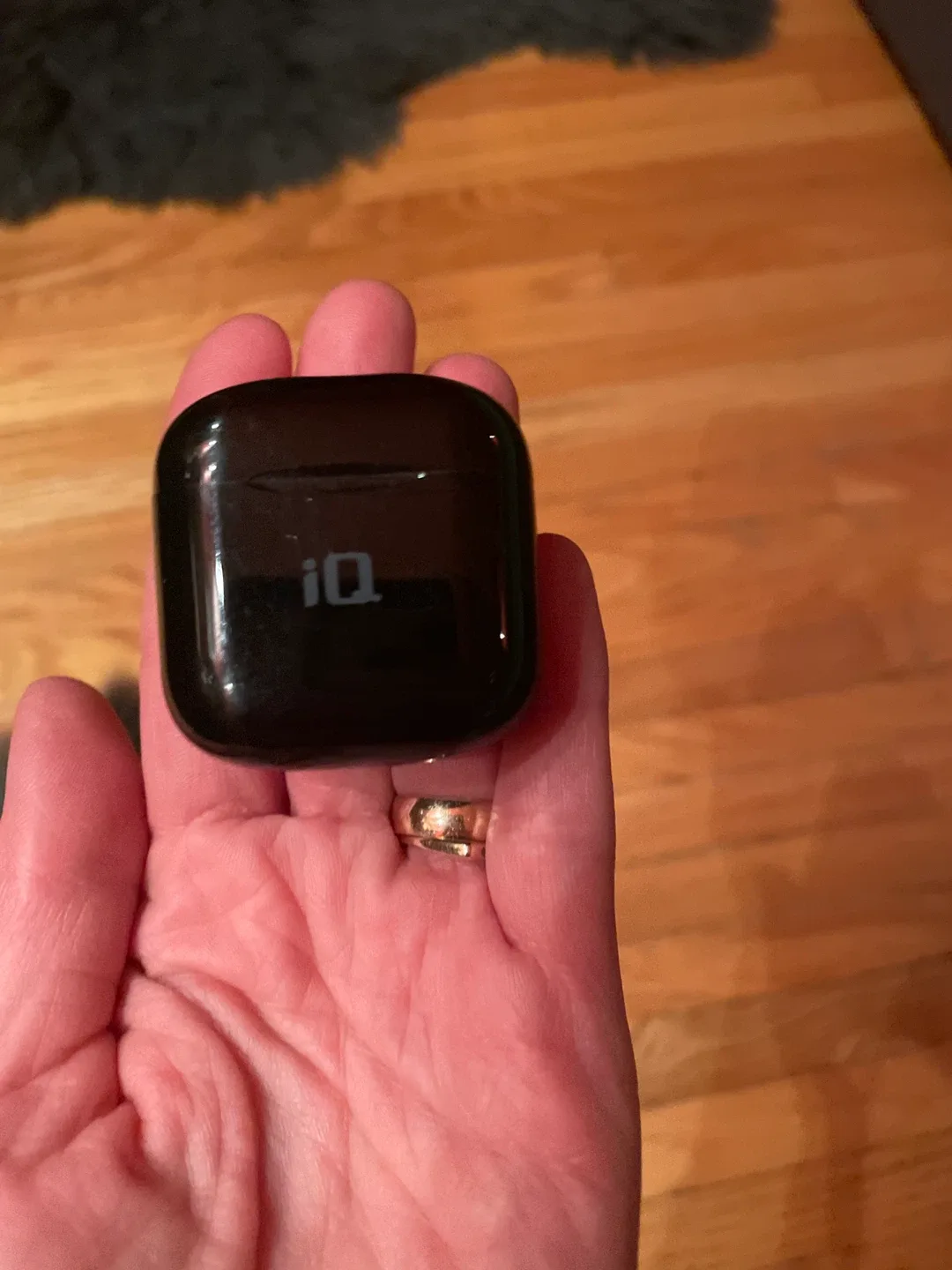 iQ Black Wireless Earbuds