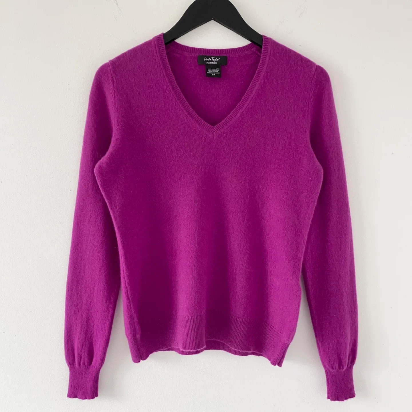 Lord and Taylor 100% Cashmere Classic V-Neck Sweater