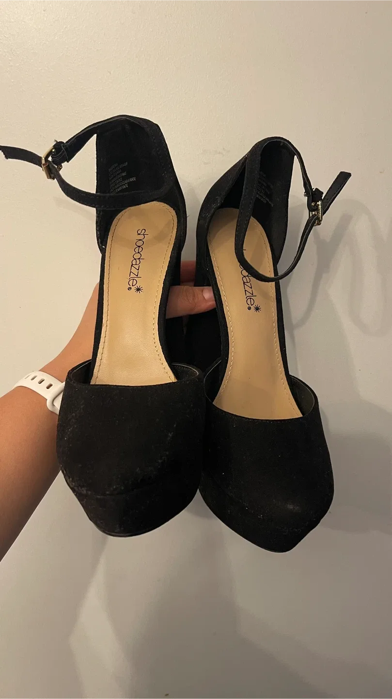 ShoeDazzle Black Platform Heels - never been worn
