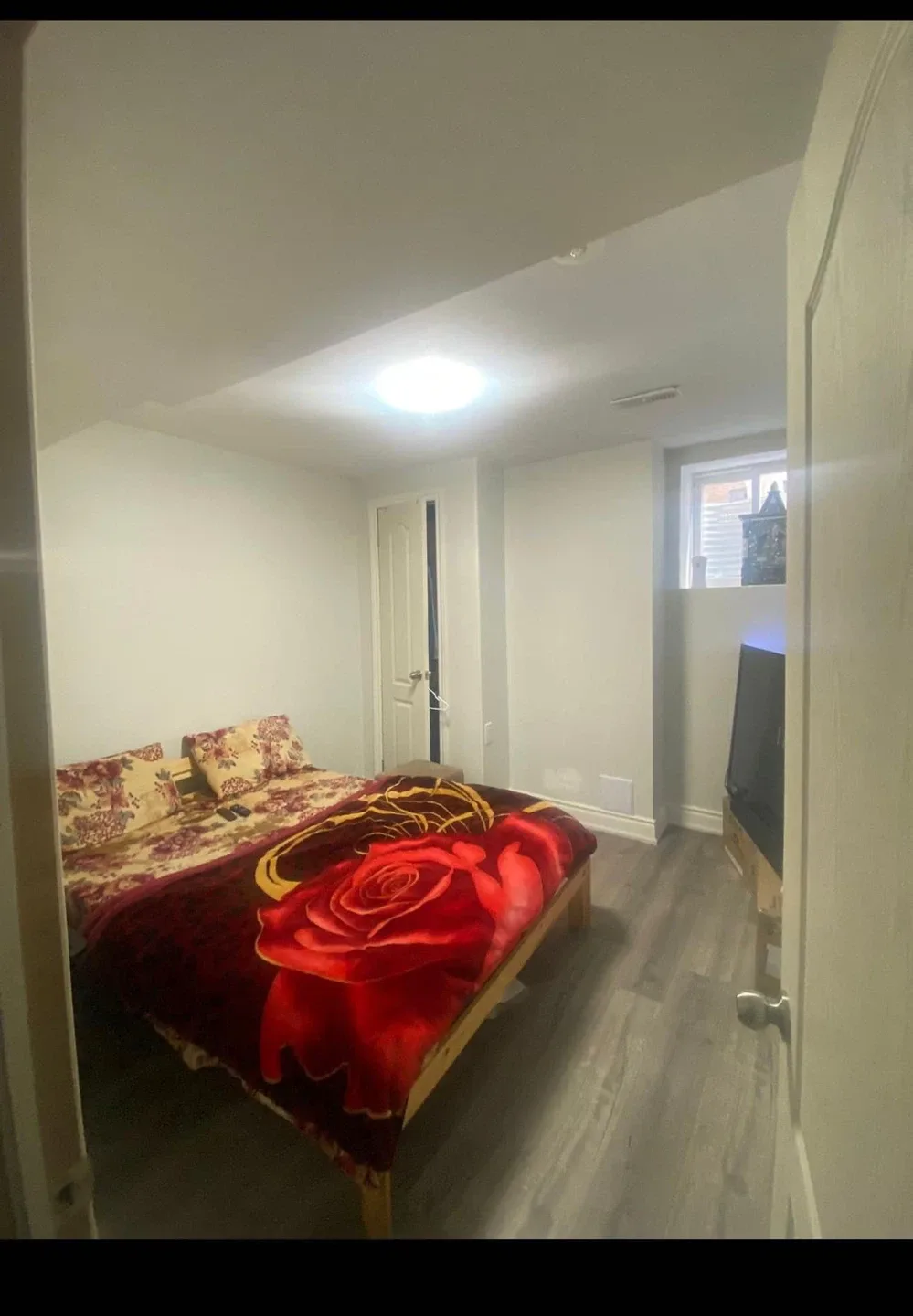 Room for rent image indicator(2)