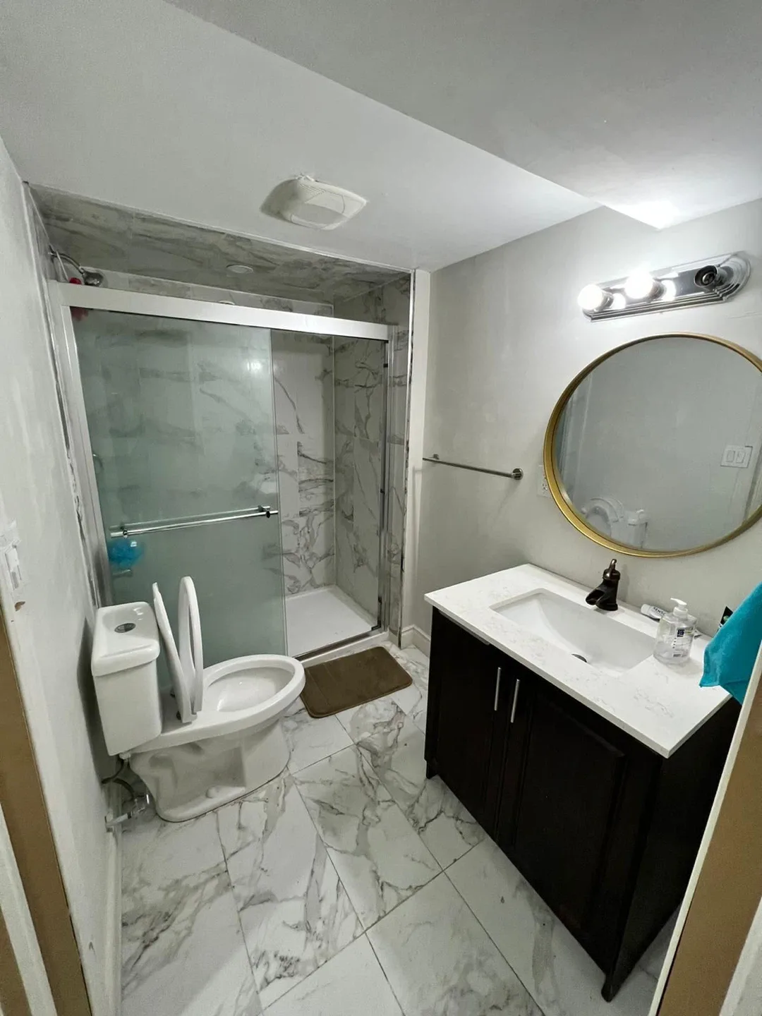 Room for rent image indicator(3)