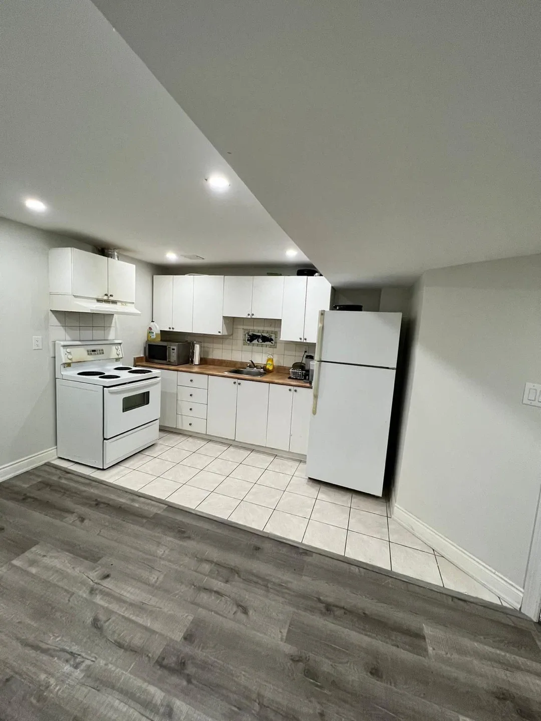 Room for rent image indicator(4)