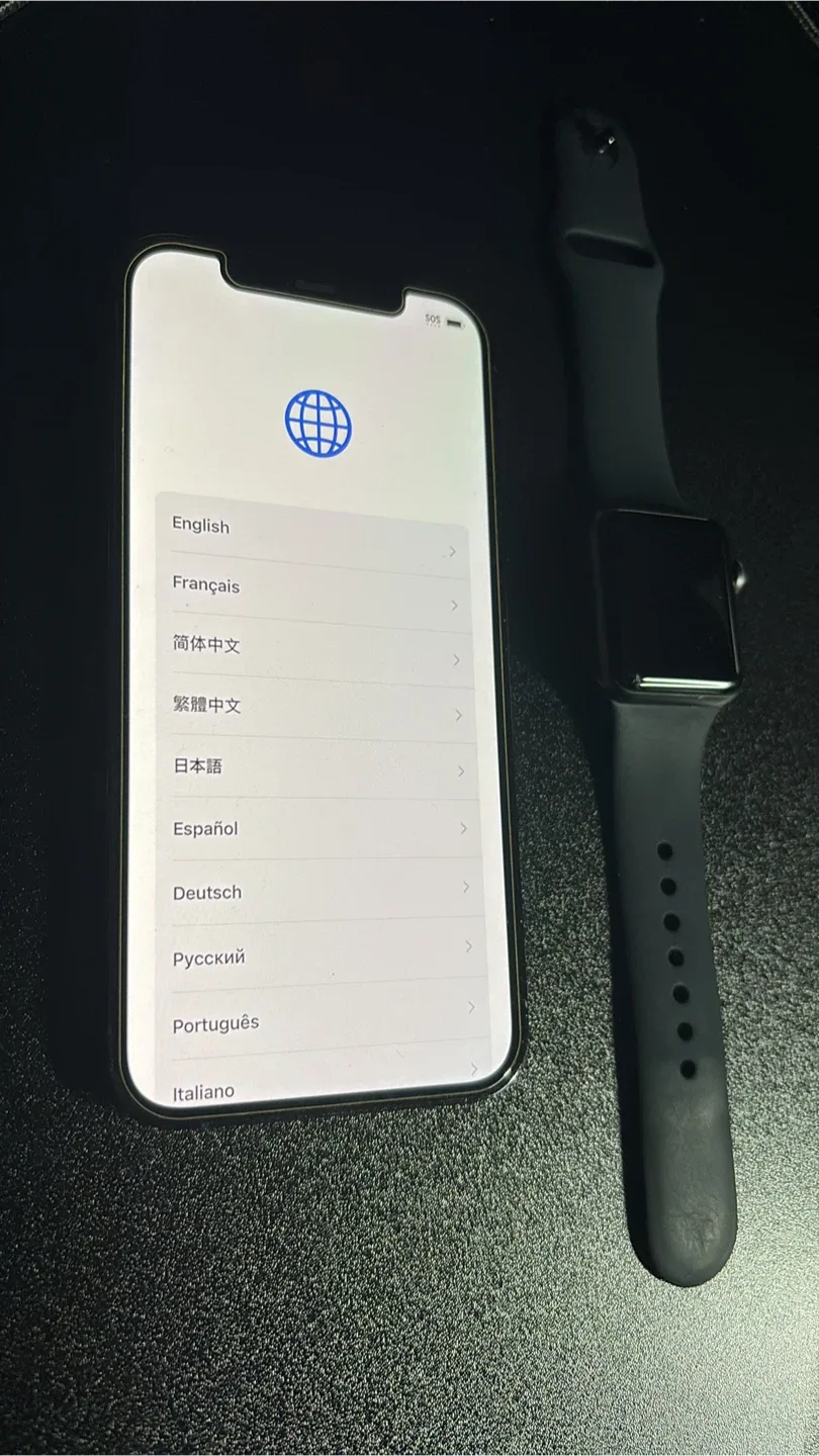 Apple iPhone 12 Pro Pacific Blue + Apple Watch Series 3 image indicator(6)