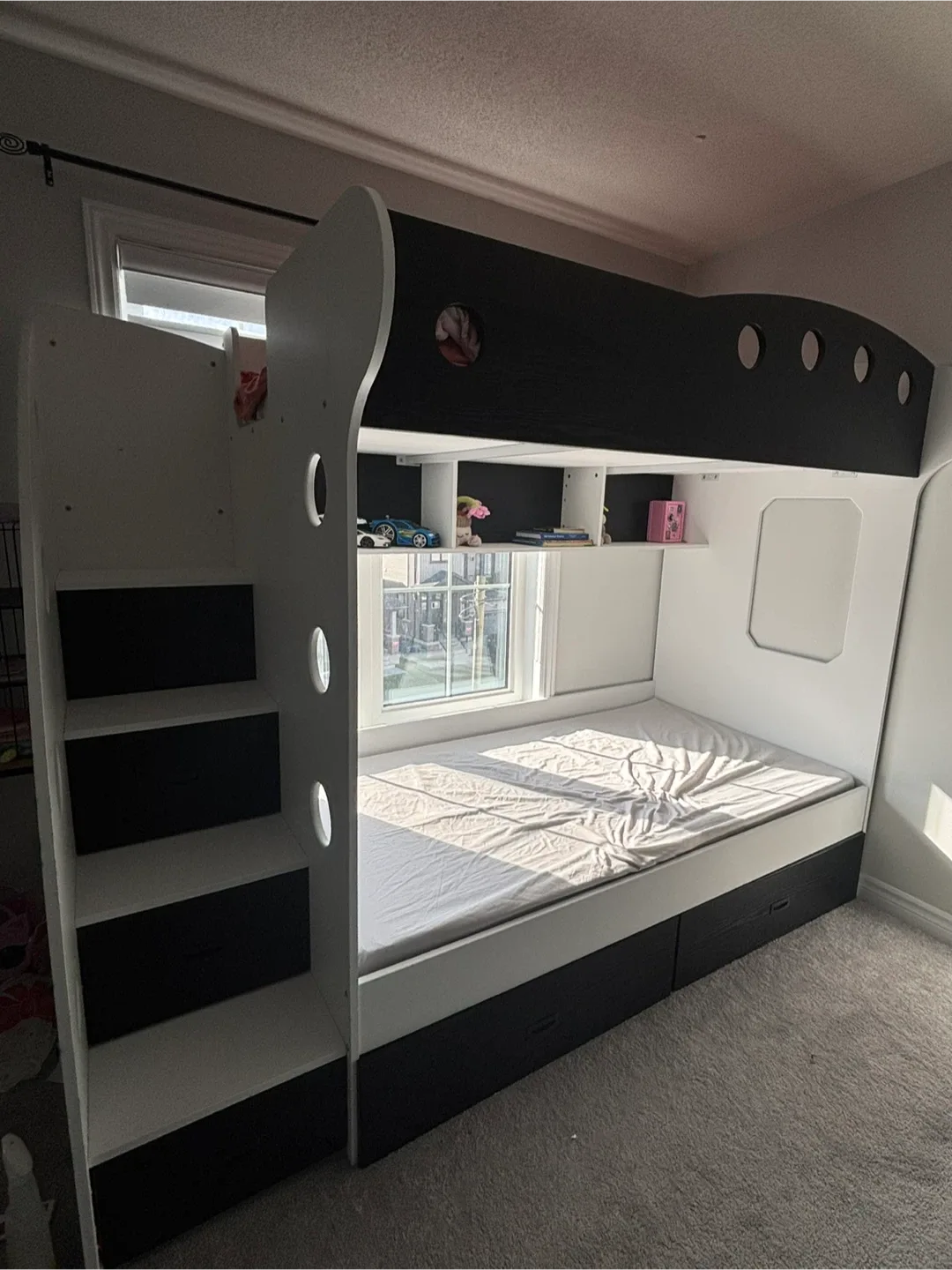 Black & White Loft Bed with Desk & Storage image indicator(2)