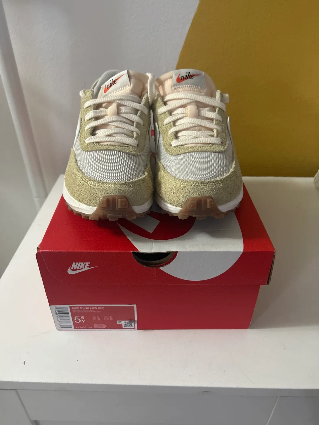 Nike Dunk Low 5.5Y Sneakers  #cleanout