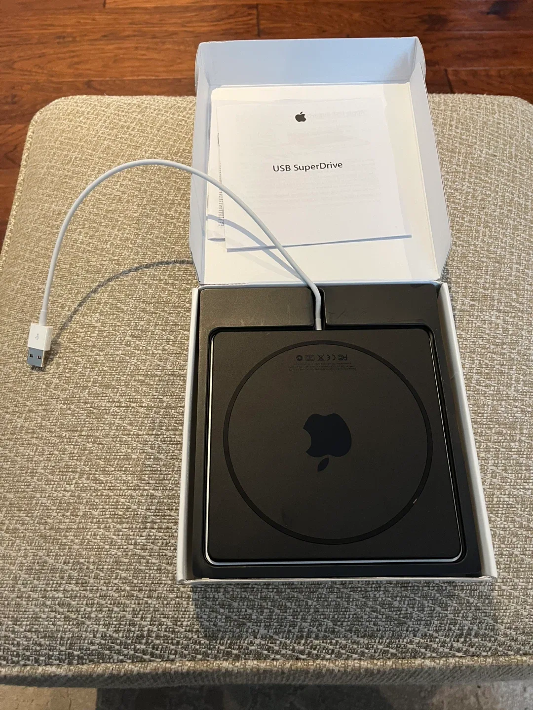 Apple USB SuperDrive MD564ZM/A A1379 image indicator(2)