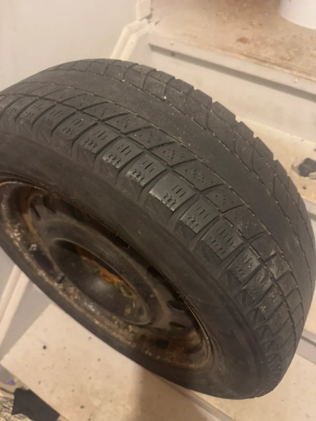 Used Winter Tires 215 60 R17 snow tires on rims image indicator(4)