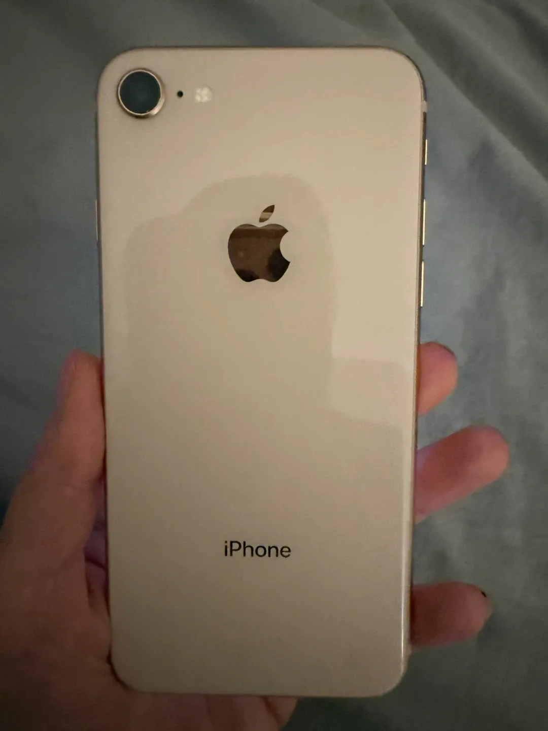 iPhone 8- Rose Gold 64gb image indicator(2)