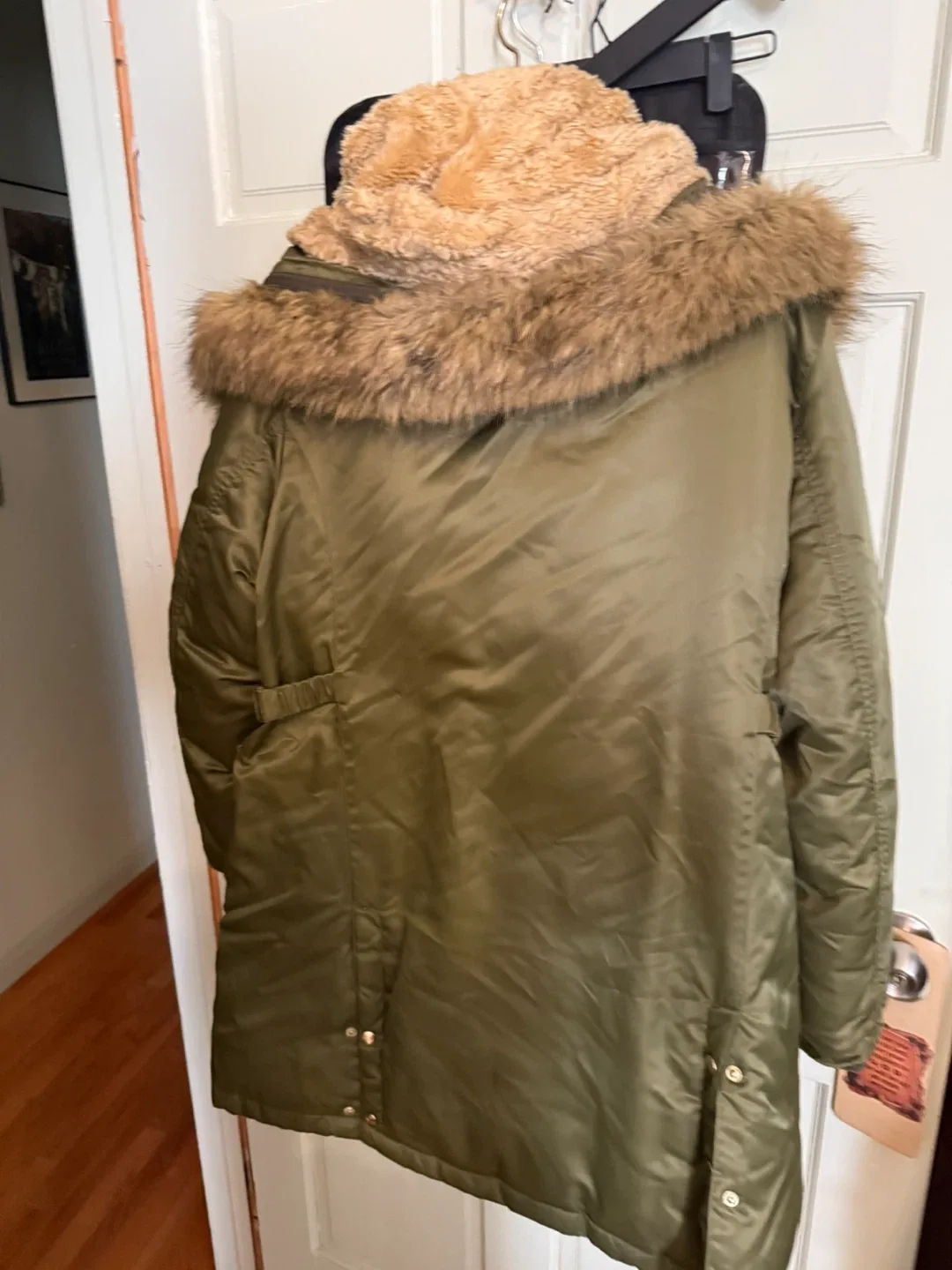 Olive Green Padded Parka Coat image indicator(6)