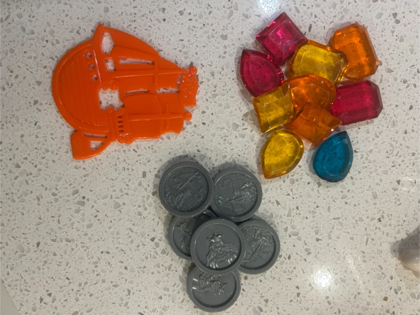 Kids Pirate Treasure Chest Toy Set image indicator(5)