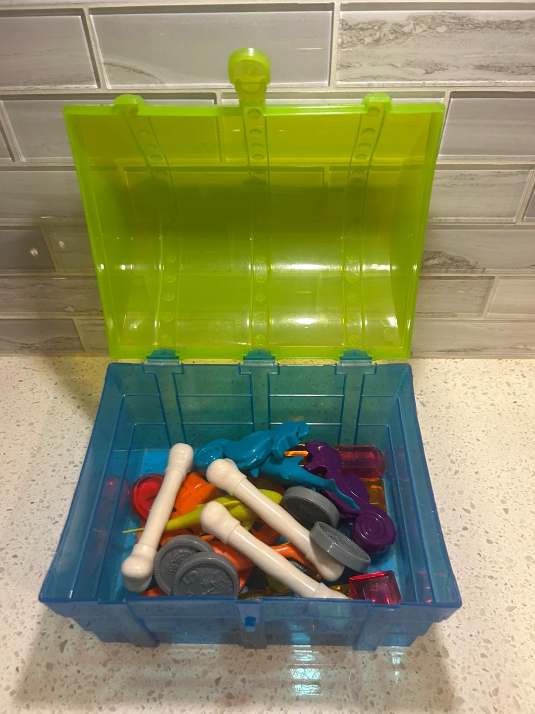 Kids Pirate Treasure Chest Toy Set image indicator(2)