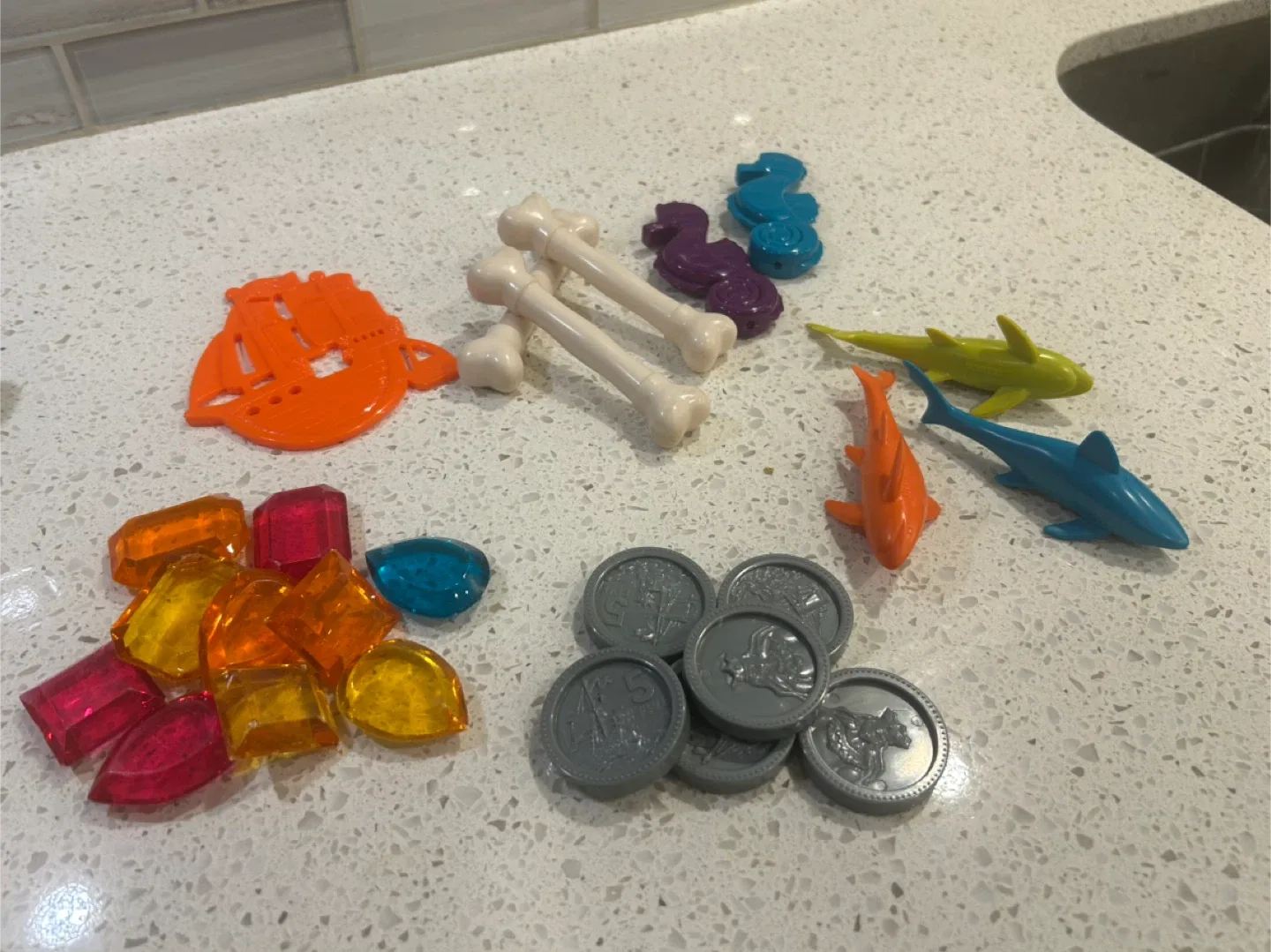 Kids Pirate Treasure Chest Toy Set image indicator(4)