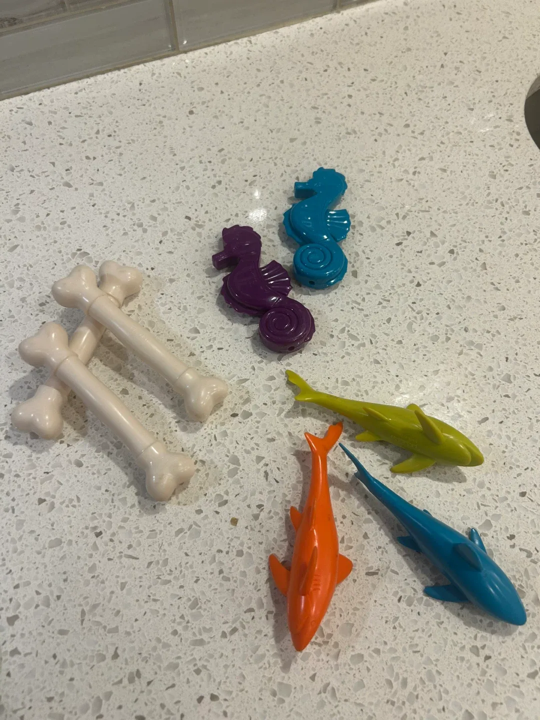 Kids Pirate Treasure Chest Toy Set image indicator(6)