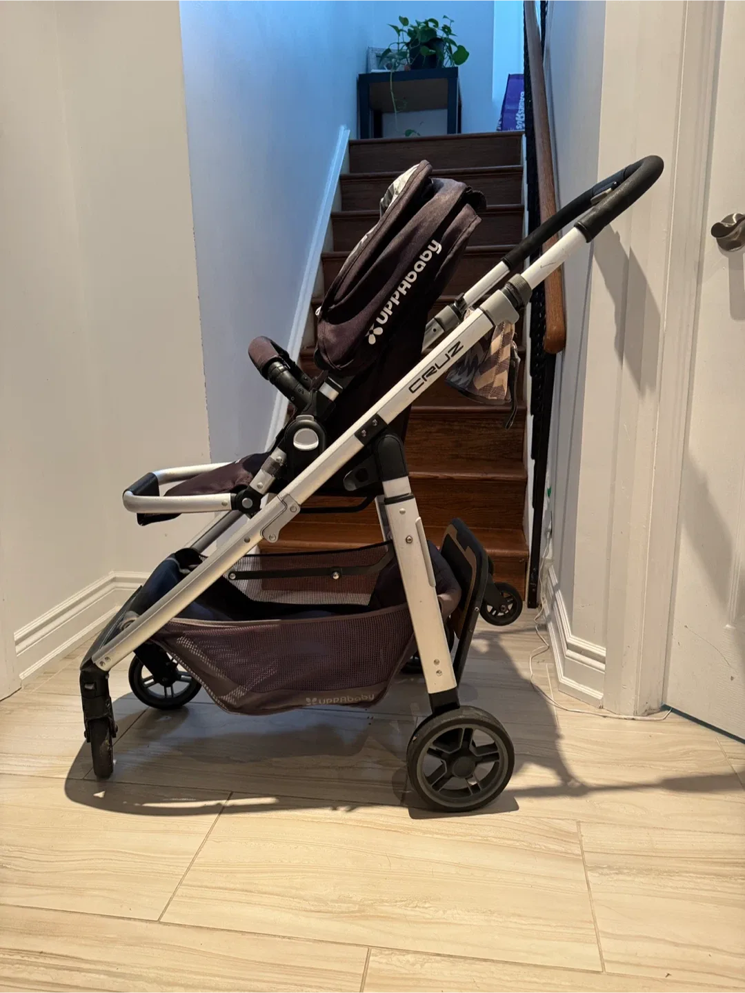 UPPAbaby Cruz Stroller with PiggyBack Board image indicator(2)