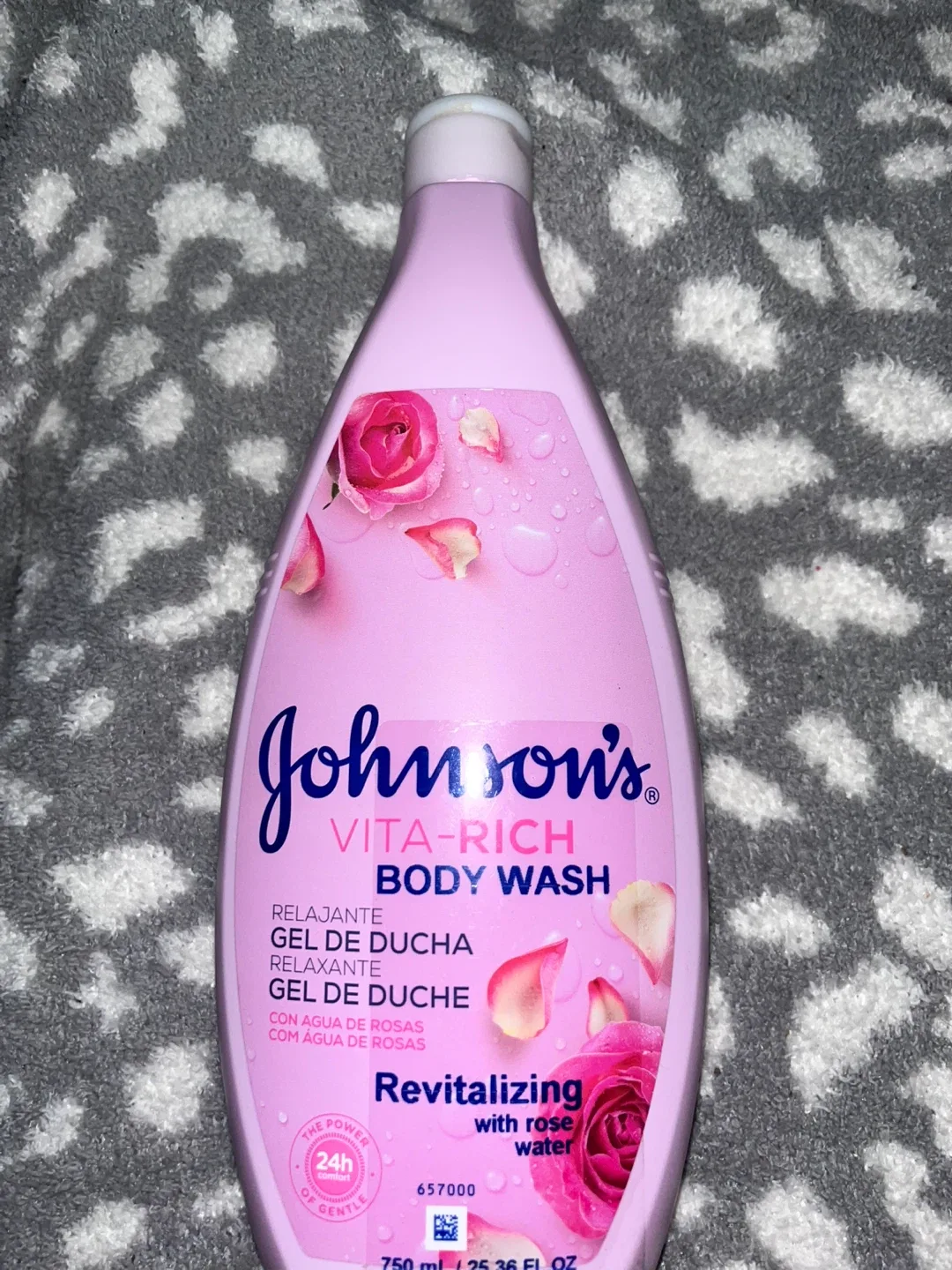 New Johnson's Vita-Rich Body Wash