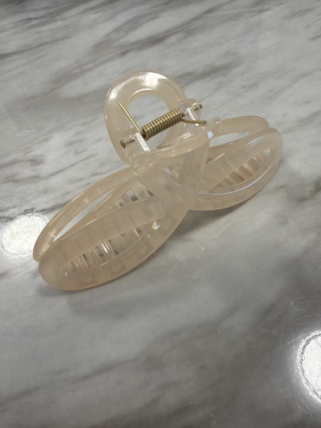 Korean Style Hair Claw Clip Large - Light Pink image indicator(2)