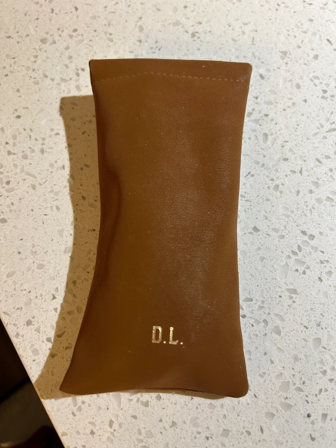 D.L. Eyewear Sunglasses with Case (Dan Levy) - photo 2
