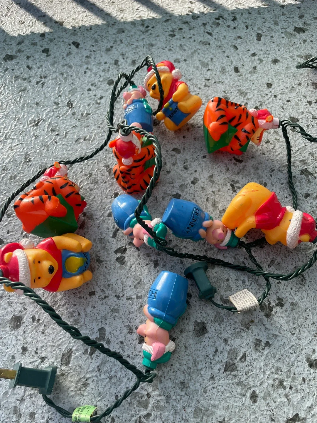 Winnie the Pooh Christmas String Lights image indicator(3)