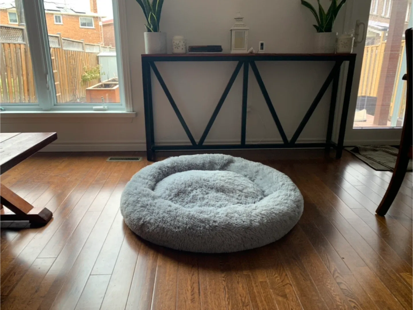 Brand new Large Fluffy Donut Pet Bed