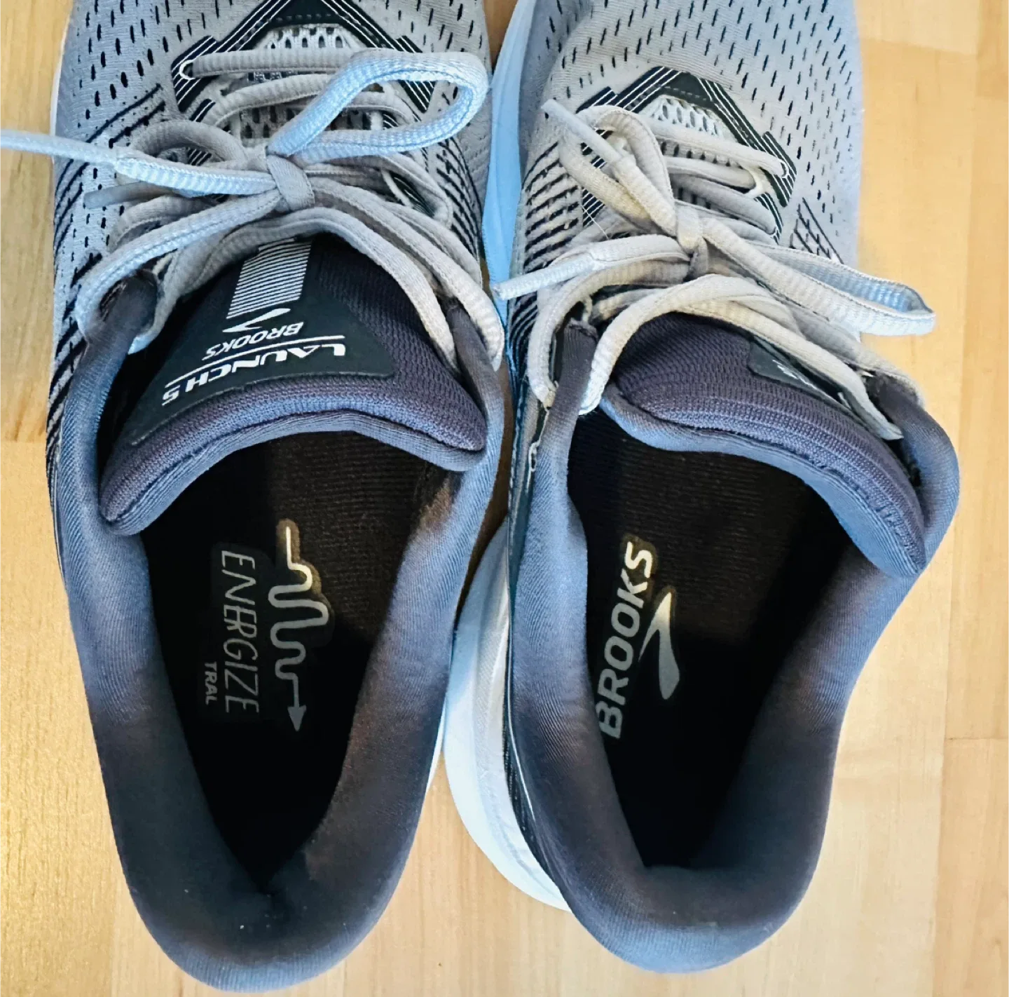 Brooks Launch 5 US Women size 10 image indicator(5)