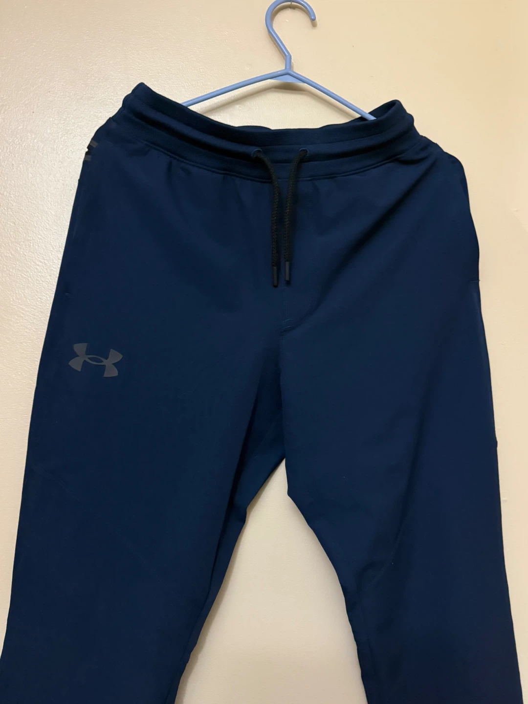 Under Armour Boy’s/Men’s Blue Pants S/M - photo 2