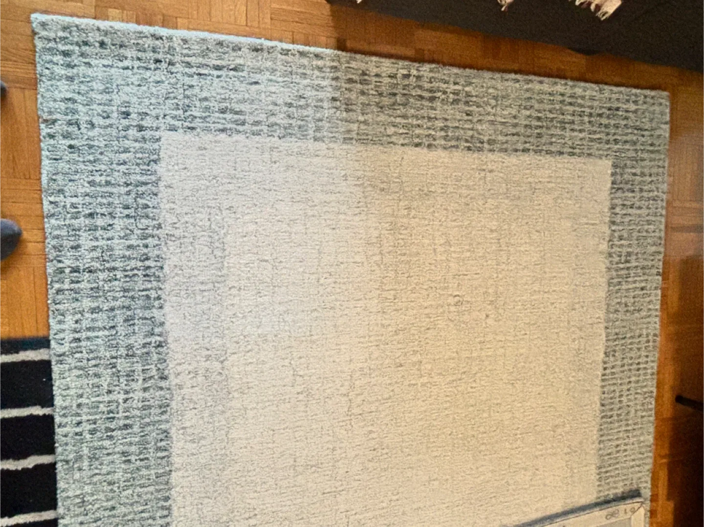 Loloi Rosina Collection Wool Rug - 5'0" x 7'6" Grey/Blue image indicator(3)