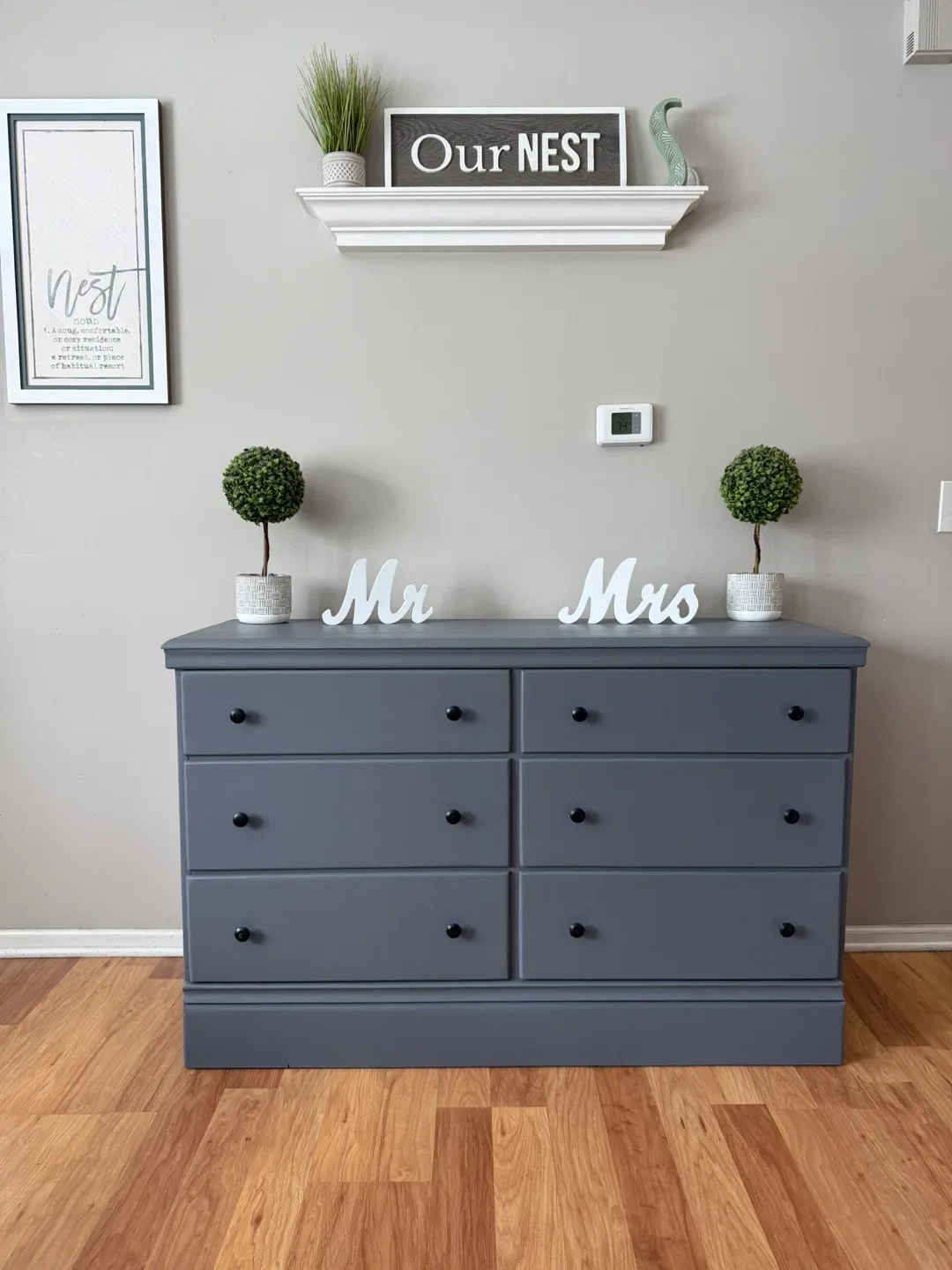 ✨🩶Gorgeous solid wood dresser🩶✨