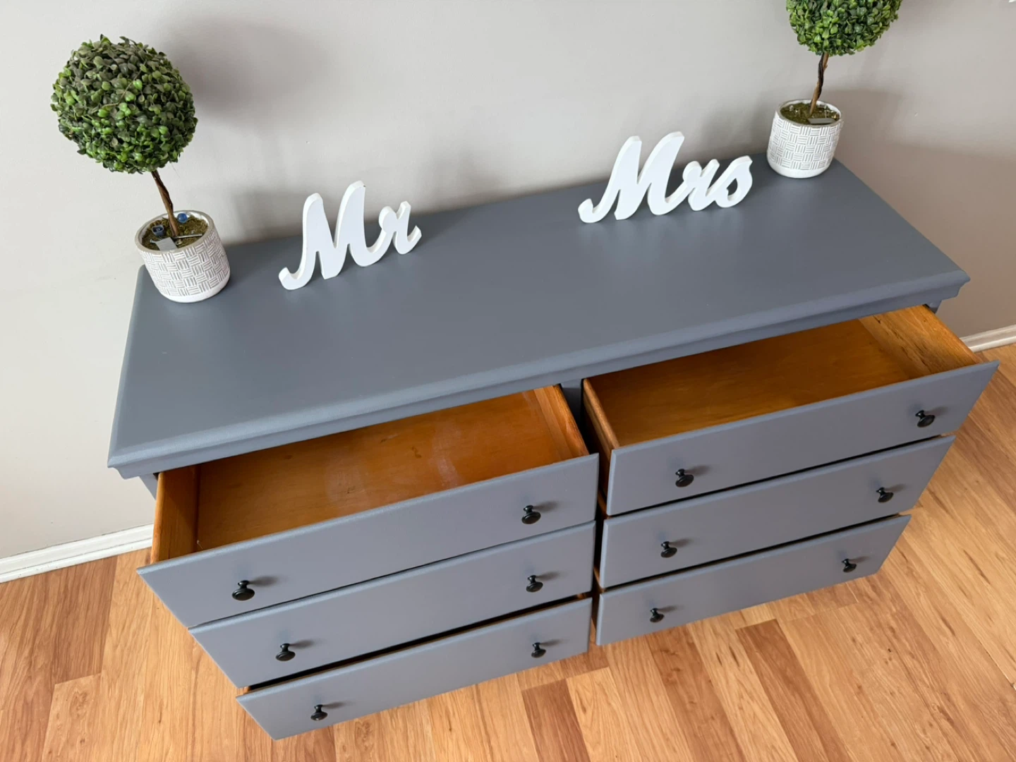 ✨🩶Gorgeous solid wood dresser🩶✨ - photo 5