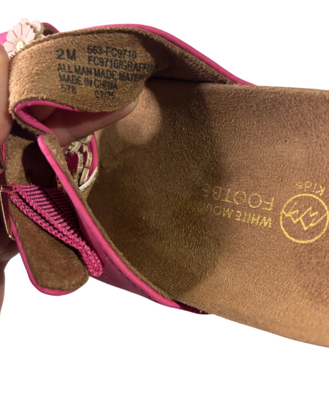 White Mountain Footbeds Pink Sandals - Size 2 - photo 4