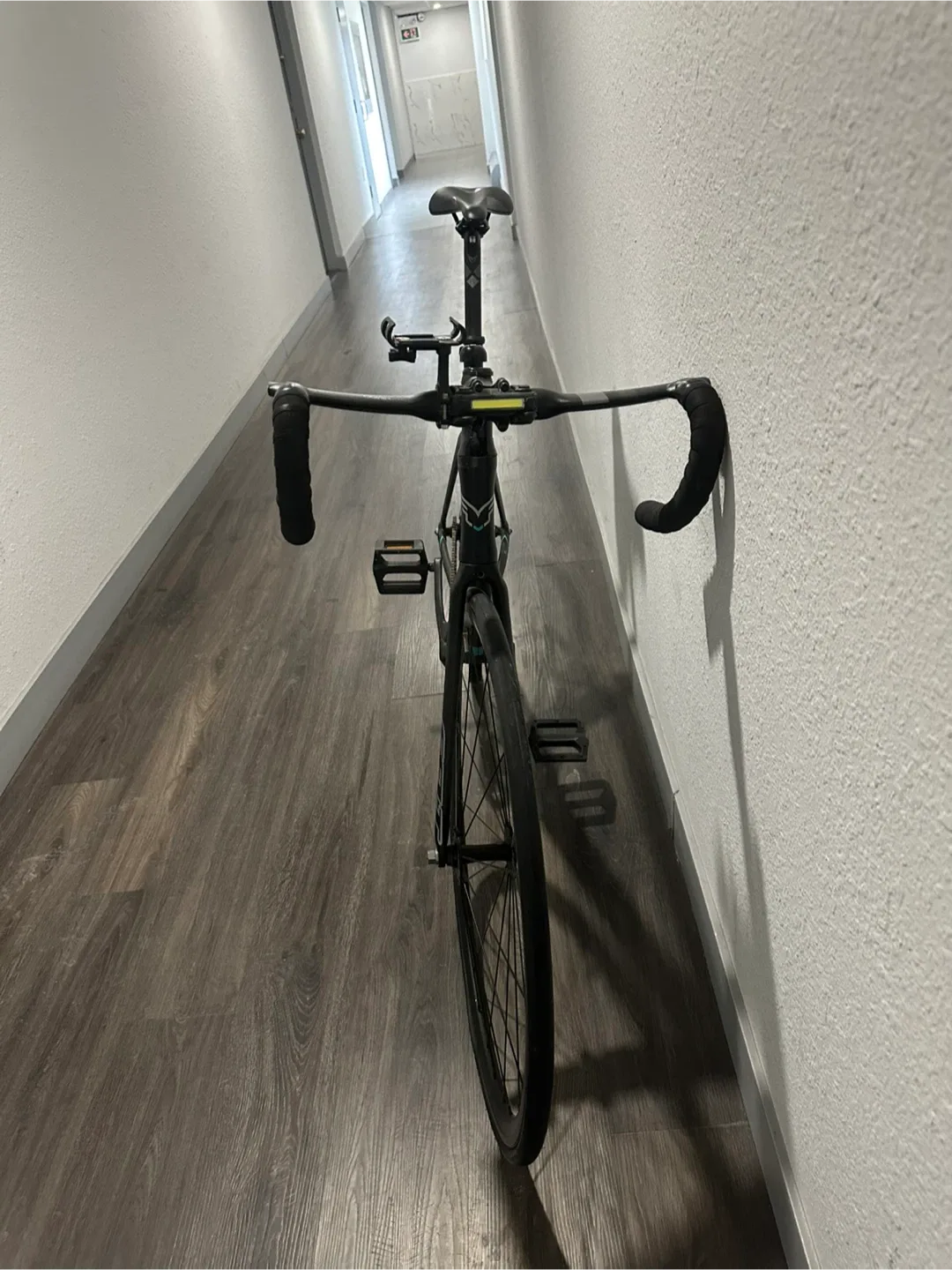 Felt TK3 Track Bike - Black/Teal image indicator(7)