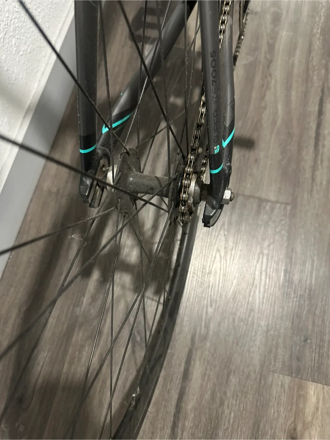 Felt TK3 Track Bike - Black/Teal image indicator(10)
