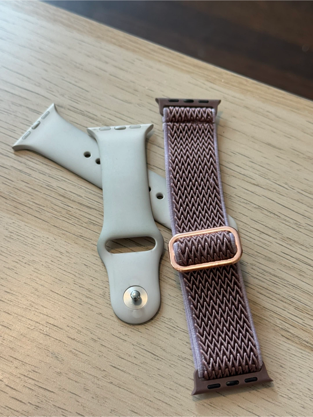 Apple Watch SE with Bands - photo 3