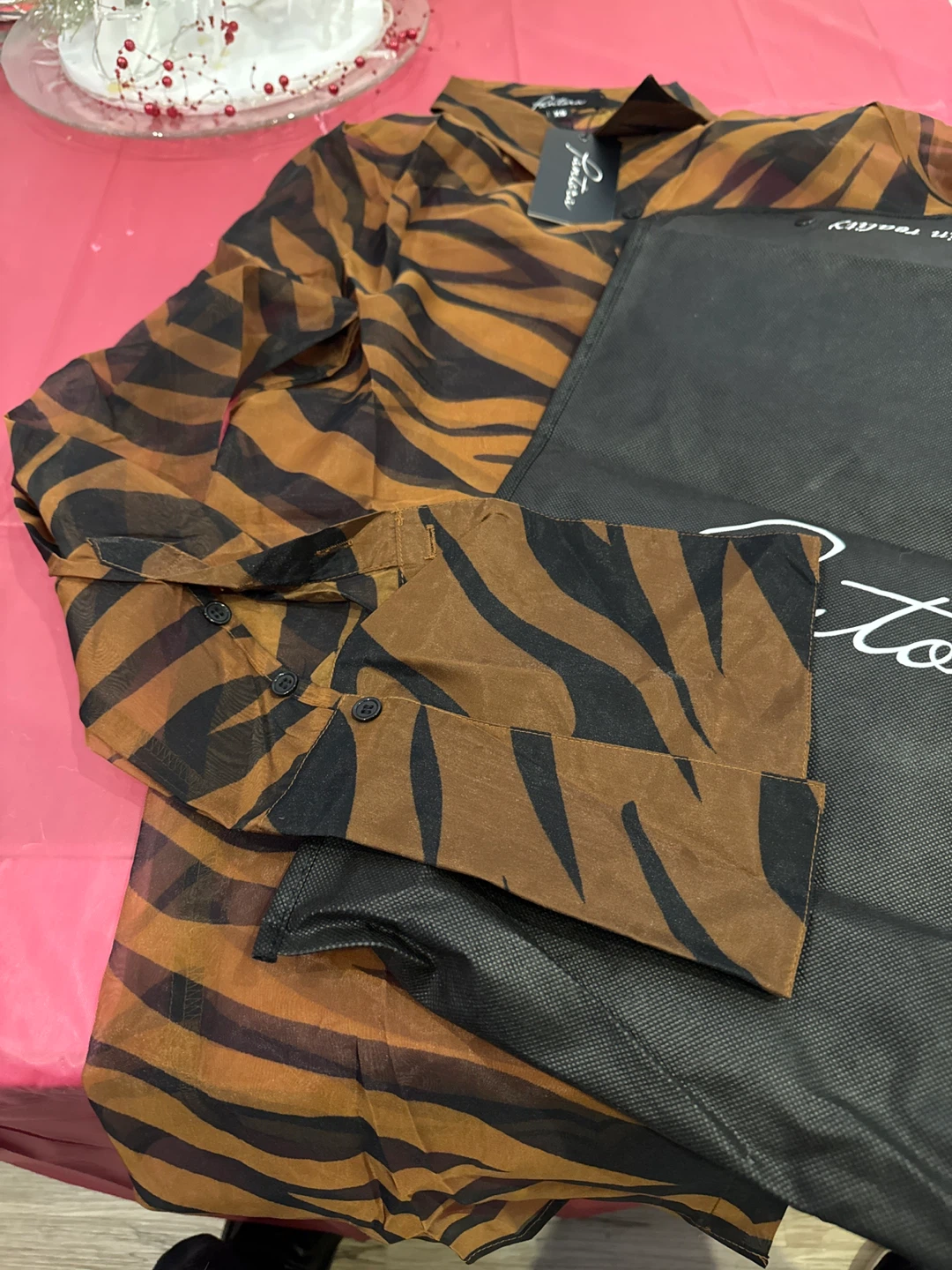Fantora Tiger Print Blouse - Size XS - photo 2