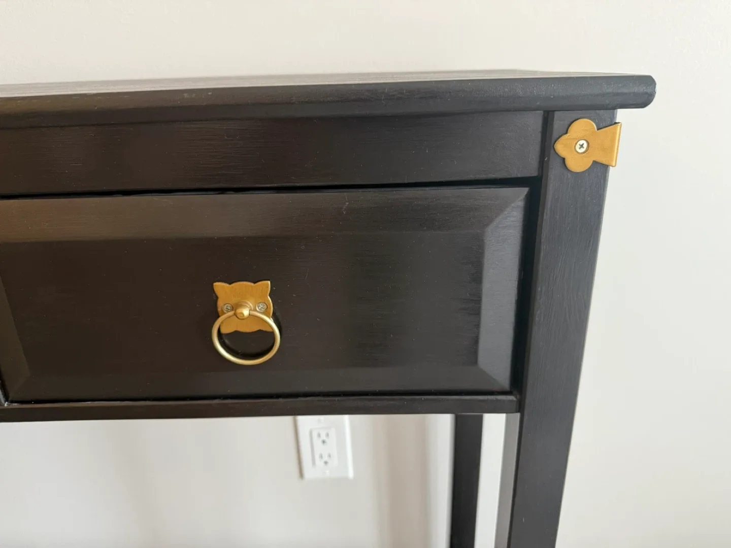 ‼️Black/brown console with 3 drawers image indicator(6)