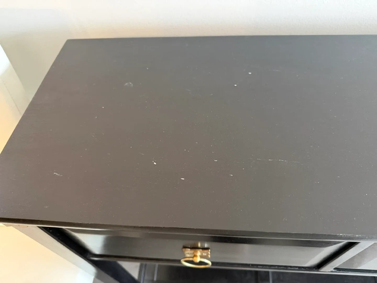 ‼️Black/brown console with 3 drawers image indicator(2)