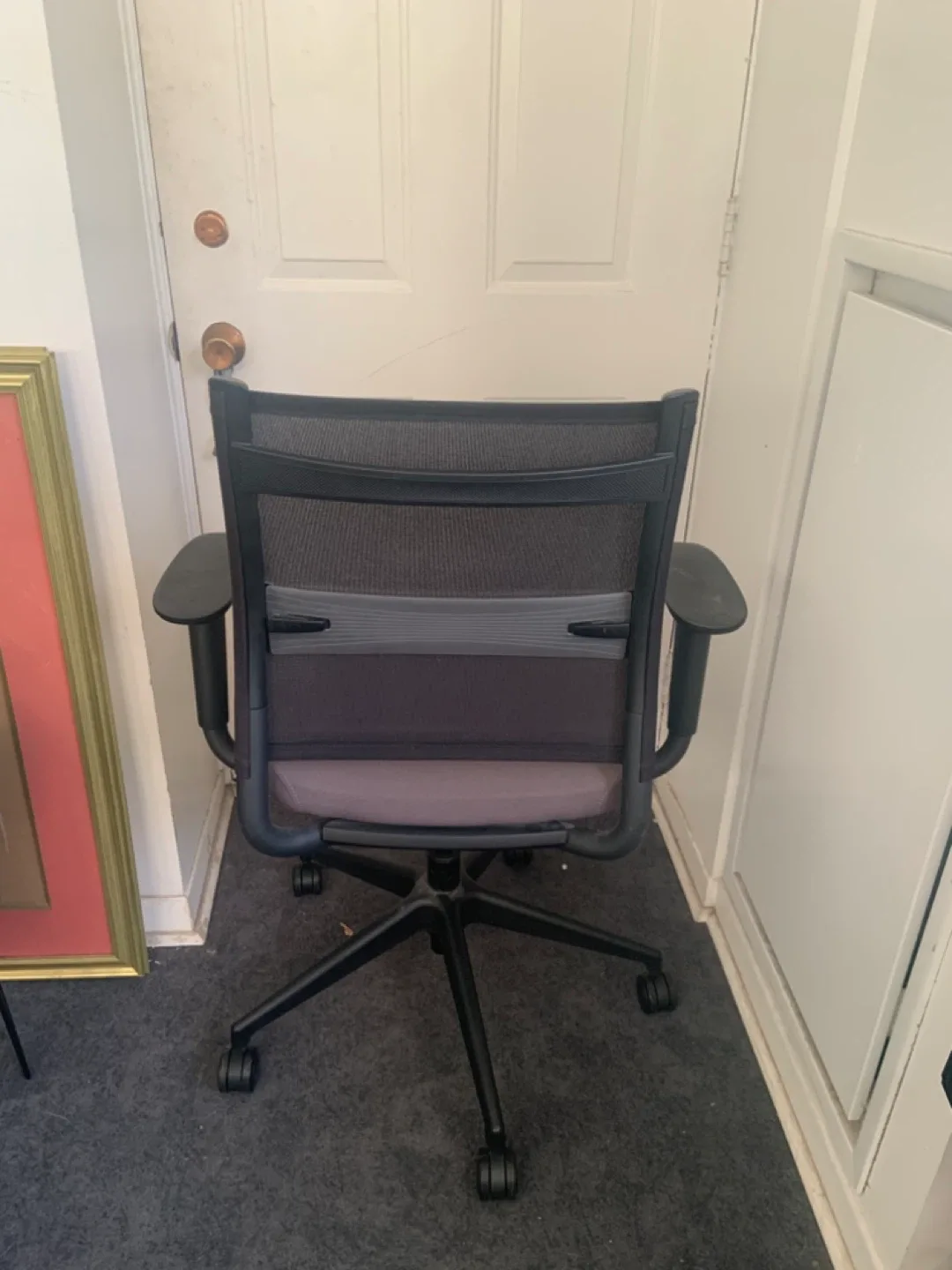 Office Chair - Black Mesh Back image indicator(4)