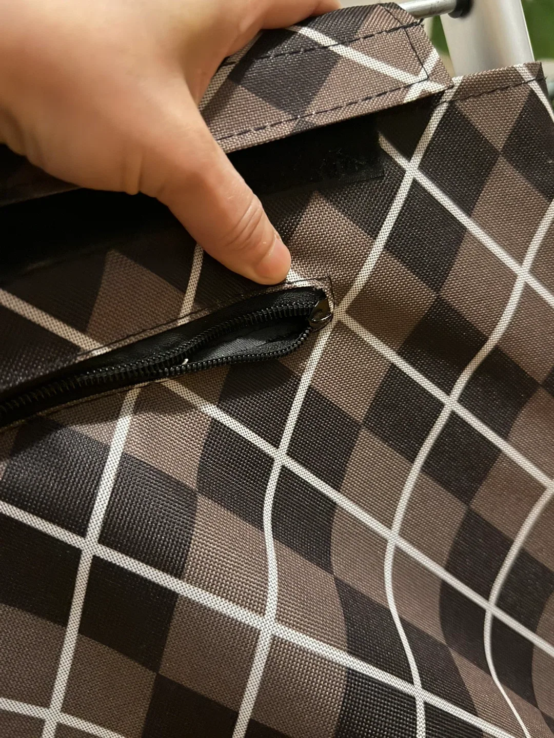 Shopping Cart Trolley - Plaid Pattern image indicator(4)