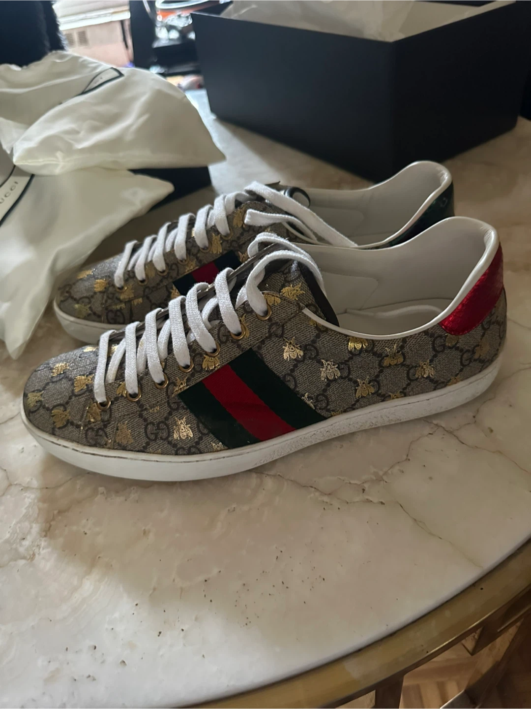 Gucci Bee Sneakers - photo 5