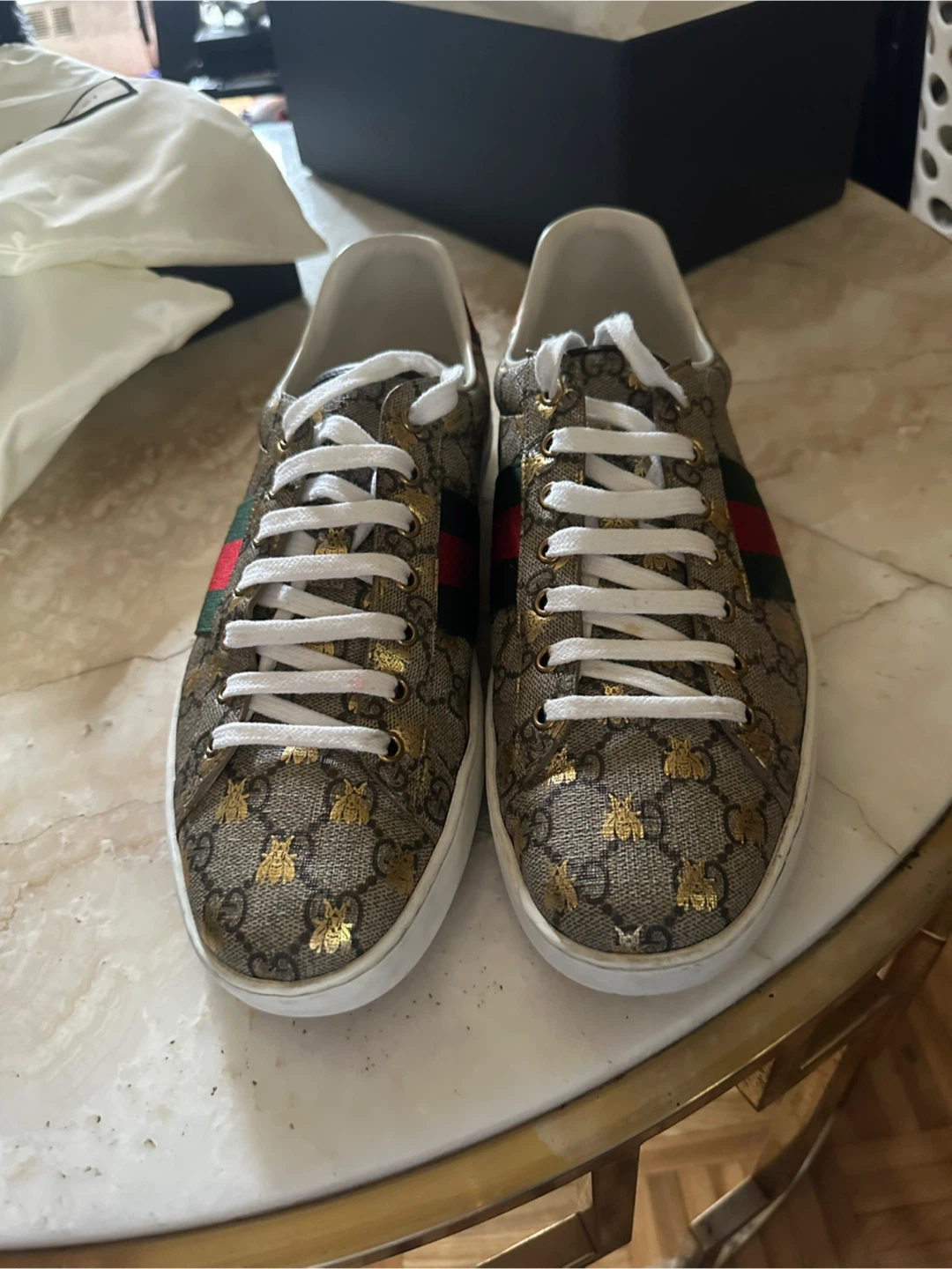 Gucci Bee Sneakers - photo 4